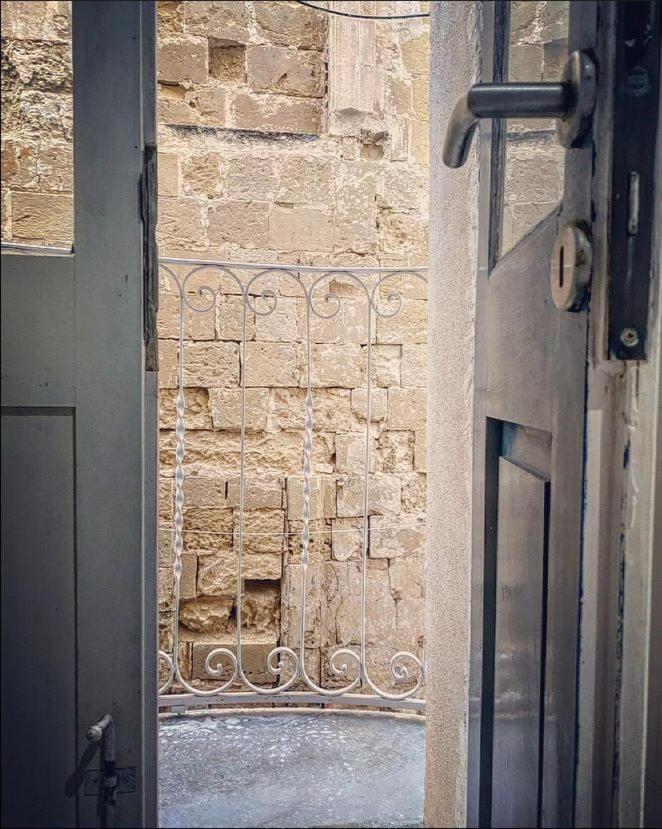 Malta Suites Senglea Eksteriør bilde